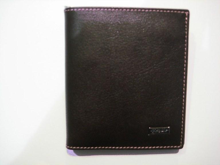Foto 


billetero pielnoble 5 tarjetas pc 328 negro

