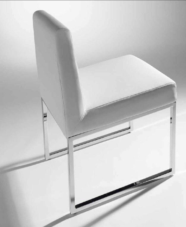 Foto 


Silla beverly - blanca

