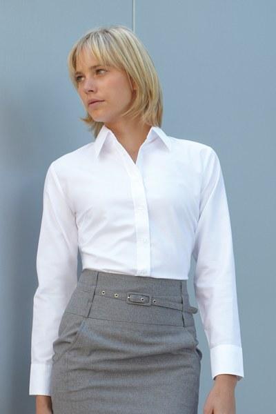Foto 
Blusa de mujer fácil planchado manga larga: Celeste xs



