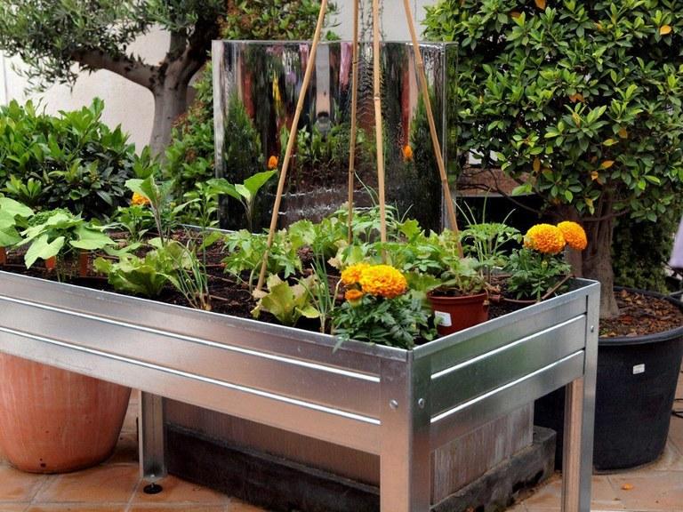 Foto 
Huerto Urbano Galvanizado Grande: 1500x750x650



