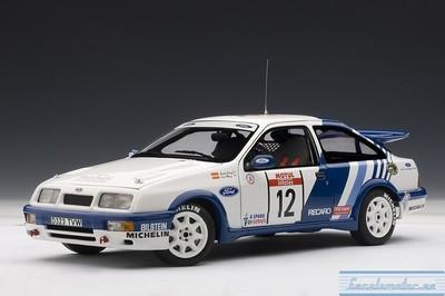 Foto 1:18, Ford Sierra Cosworth Tour De Corse 1988 Carlos Sainz N.12. Autoart 88811