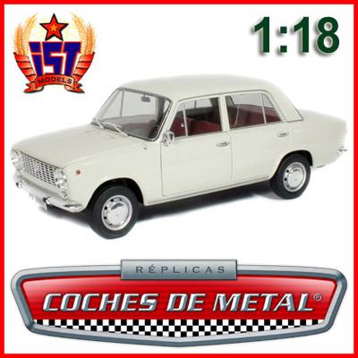 Foto 1968.- Seat 124 Matricula Pontevedra [po-68865] Blanco (ist Models 18001seb).