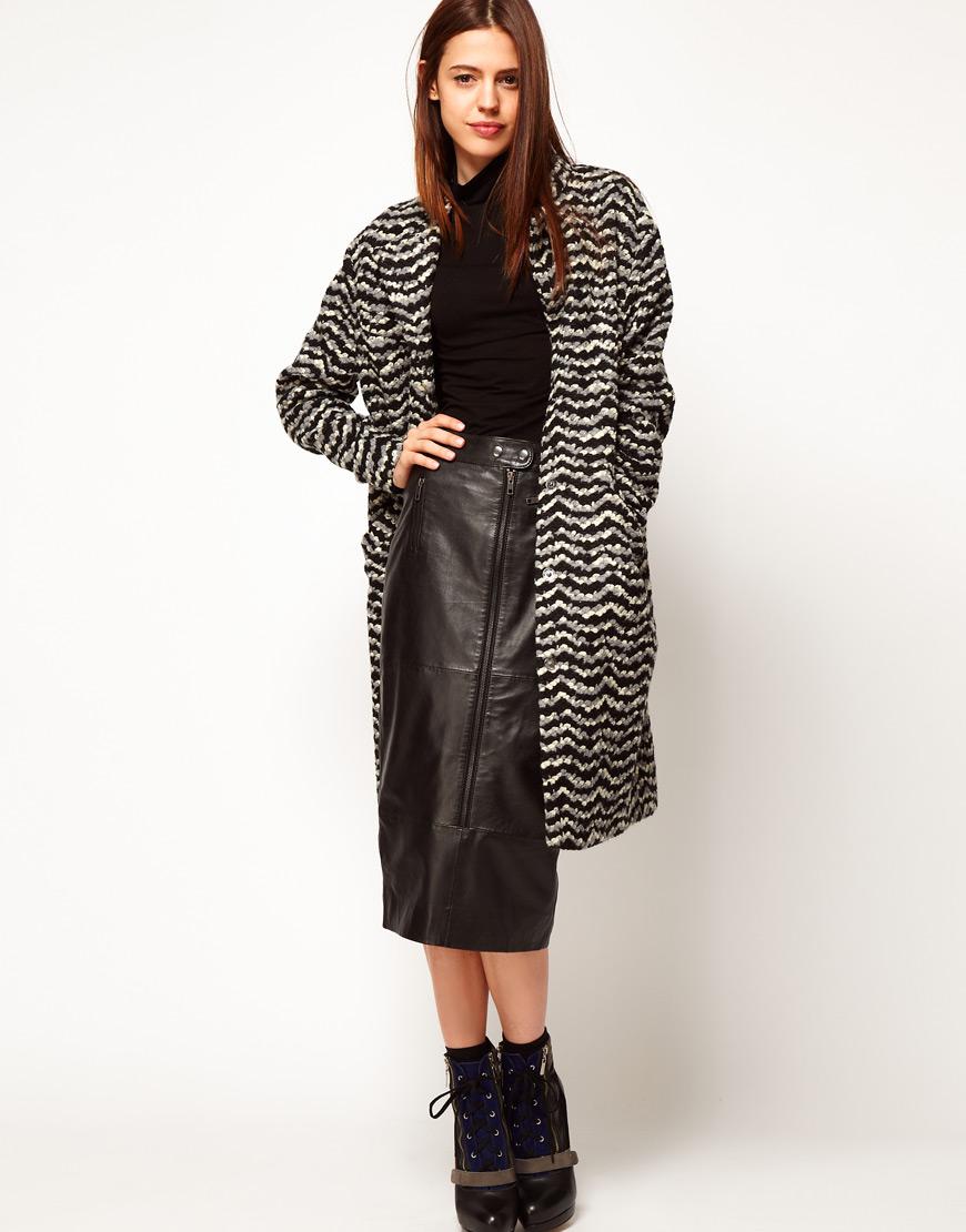 Foto Abrigo largo de punto en jacquard de ASOS Multicolor