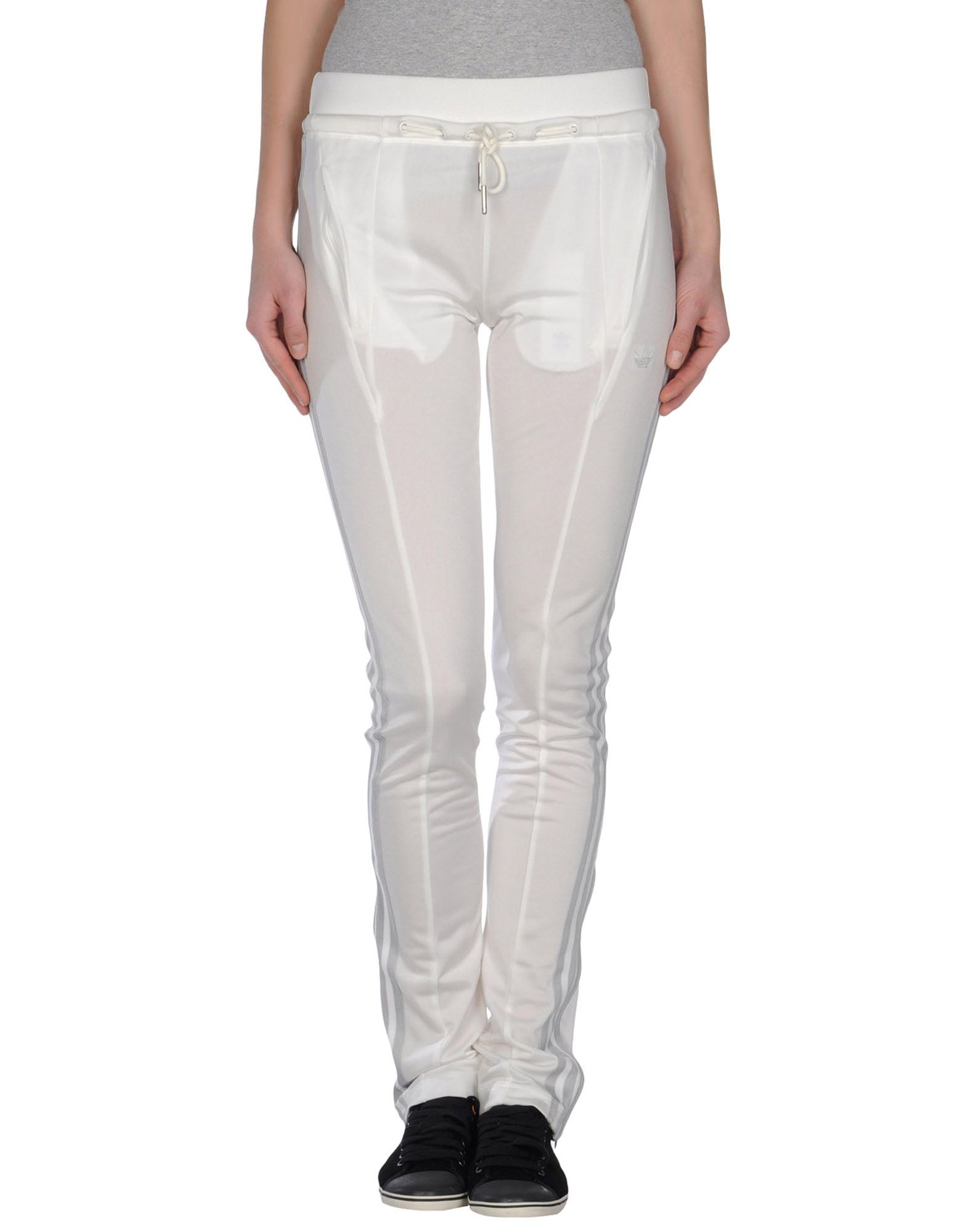 Foto adidas originals pantalones deportivos
