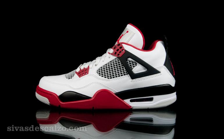 Foto Air Jordan 4 Retro 