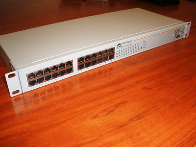 Foto Allied Telesyn At-8024 Fast Ethernet Switch