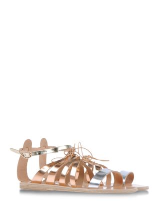 Foto ancient greek sandals sandalias