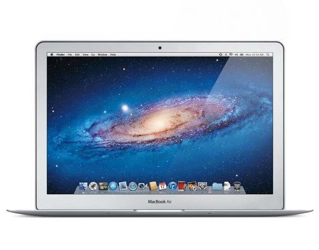 Foto Apple MacBook Air Core i5/4GB/128GB/11.6