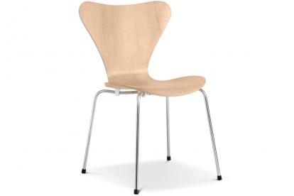 Foto Arne Jacobsen 3107 Silla Series 7