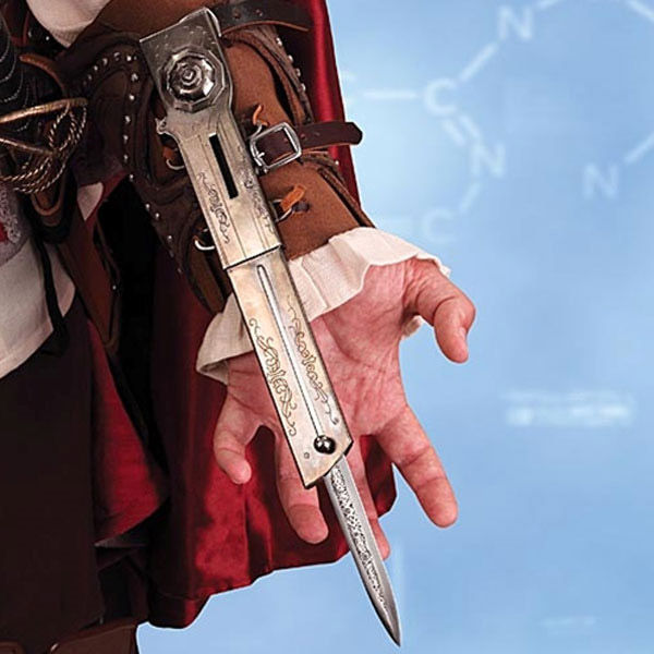 Foto Assassin’S Creed Ii RéPlica 1/1 Cuchilla Escondida De Ezio 35 Cm