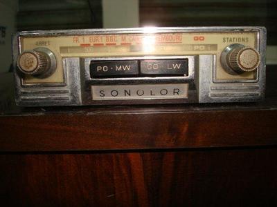 Foto Autorradio Vintage. Old Car Radio Sonolor.  Cod$159