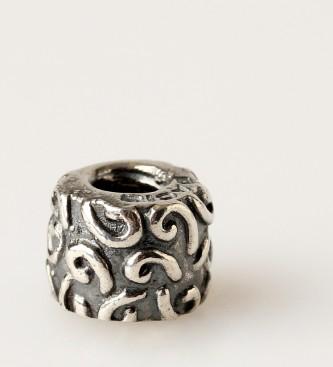 Foto Bacio italy. Abalorio TRIBAL plata
