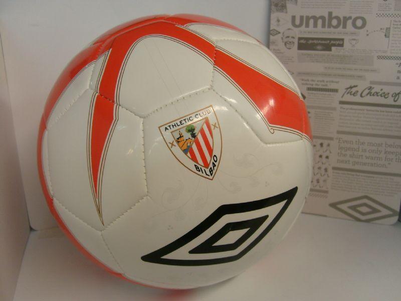 Foto Balon del Athletic Club de Bilbao 2012-2013 Umbro.