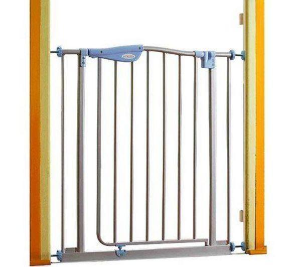 Foto barrera de puerta en metal con extension proteccion para el horno
