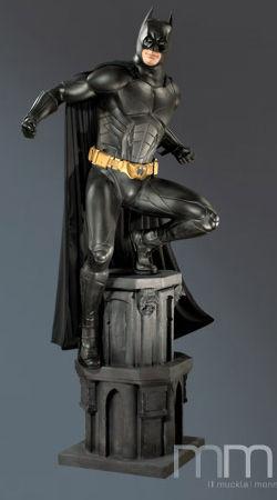 Foto Batman Begins Estatua TamañO Real Batman 234 Cm