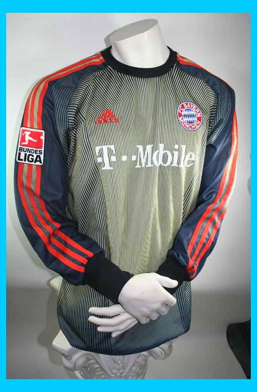 Foto Bayern Munich Oliver Kahn Match worn Jersey vs. Wolfsburg XL