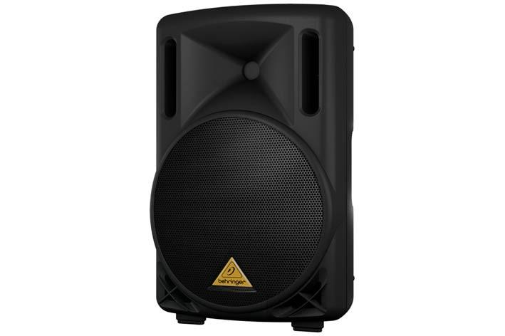 Foto Behringer B210D-EU. Recinto p.a (autoamplificado)