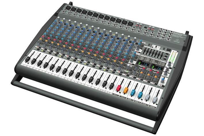 Foto Behringer PMP6000-EU. Mesa de mezclas autoamplificada