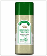 Foto Biotique Almond Oil Cleanser