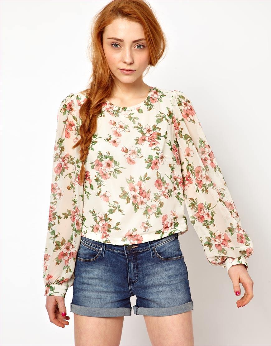 Foto Blusa con estampado floral y cremallera en la espalda de The Style ...