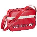 Foto Bolsa de viaje de tamaño medio que cuenta con un compartimiento princi