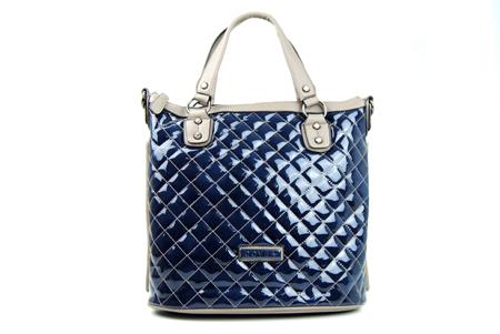 Foto bolso de charol azul enguatado con asas y pespuntes grises