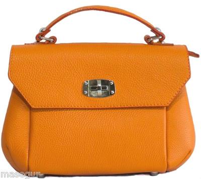 Foto Bolso De Mano. Piel De Becerro. Color Naranja. Fabricado En Italia.
