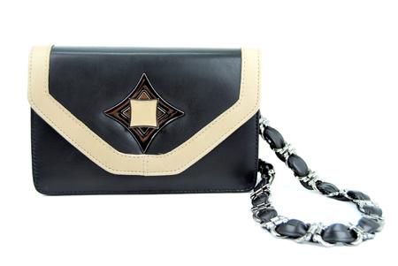 Foto bolso de piel negro con cuadrados camel