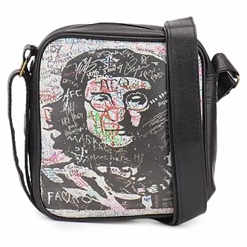 Foto Bolso Kothai Pouch Bag Lennon Wall