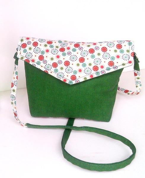Foto Bolso verde estampado1