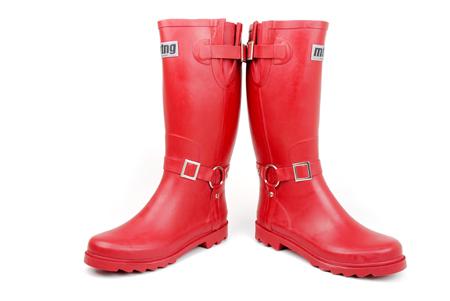 Foto bota de agua roja de goma