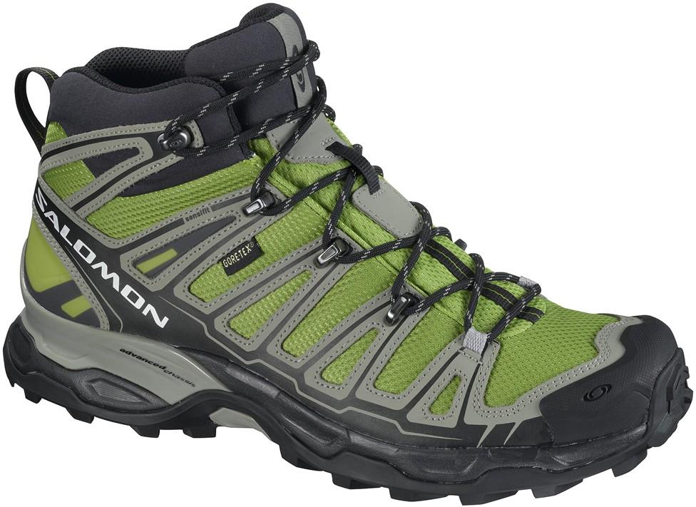 Foto Bota Salomon para montaña