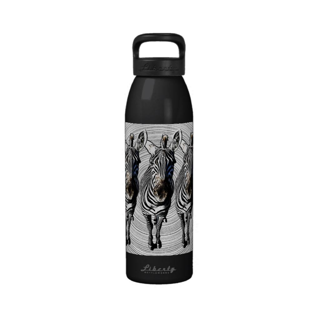 Foto Botella de agua enrrollada de las cebras
