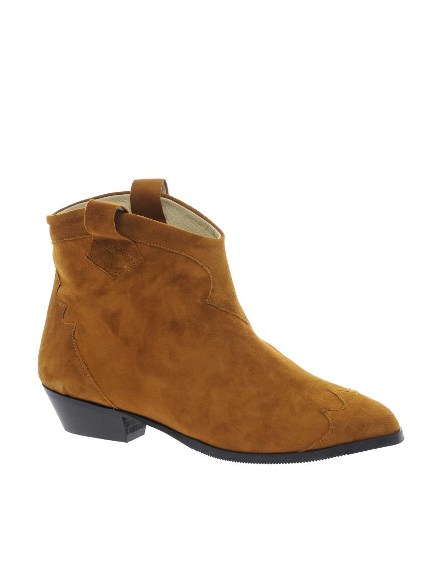 Foto Botines cowboy en color tostado Tabitha de Ganni Tostado