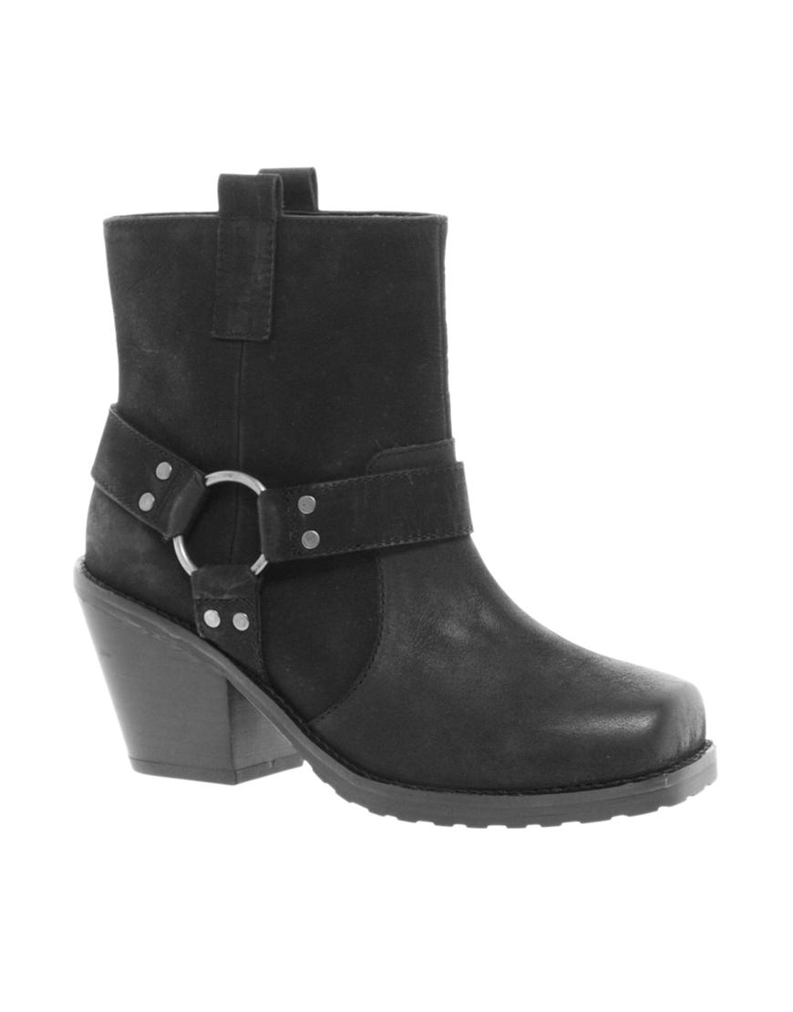 Foto Botines de cuero estilo western ACCURATE de ASOS Negro