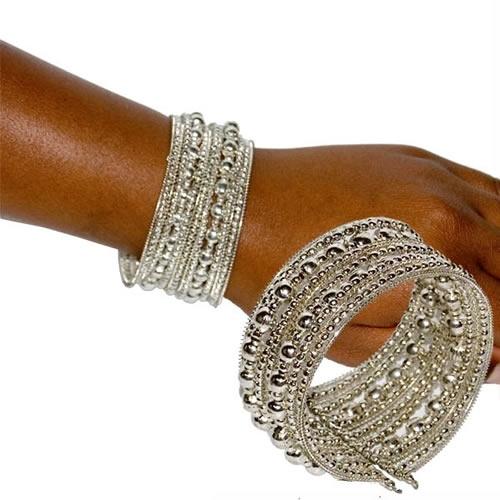 Foto Brazalete Perlas Plateadas - Flexible - 6 cm