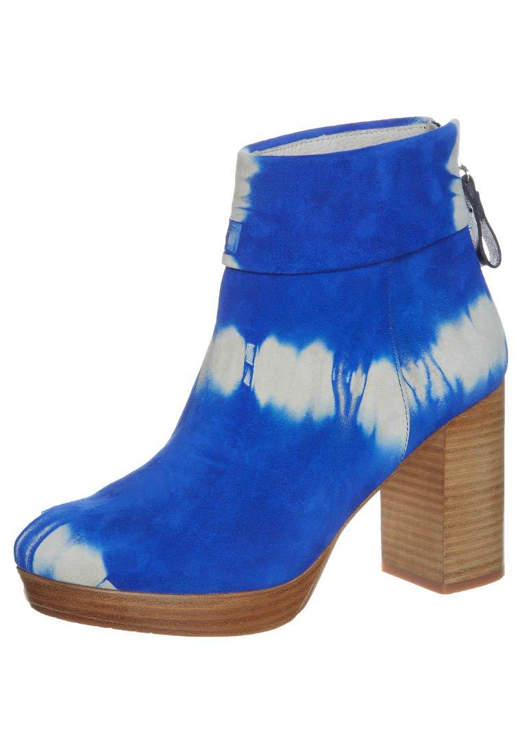Foto bStore NEW VANESSA Botines con plataforma azul