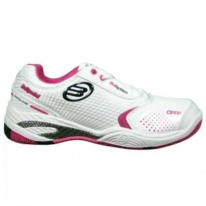 Foto Bull padel biter mujer