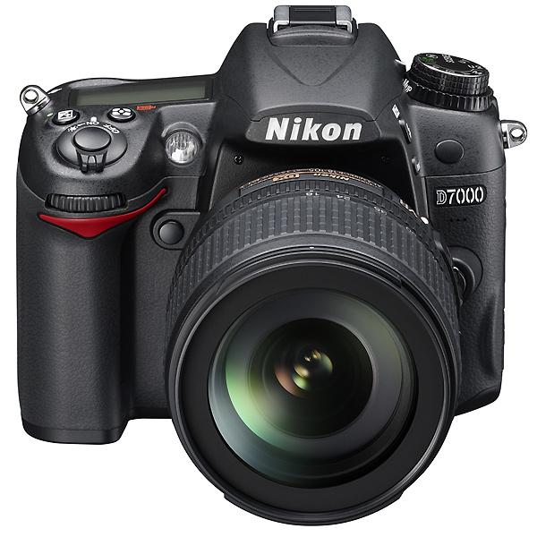 Foto Cámara réflex digital Nikon D7000 + Objetivo 18-105 mm VR