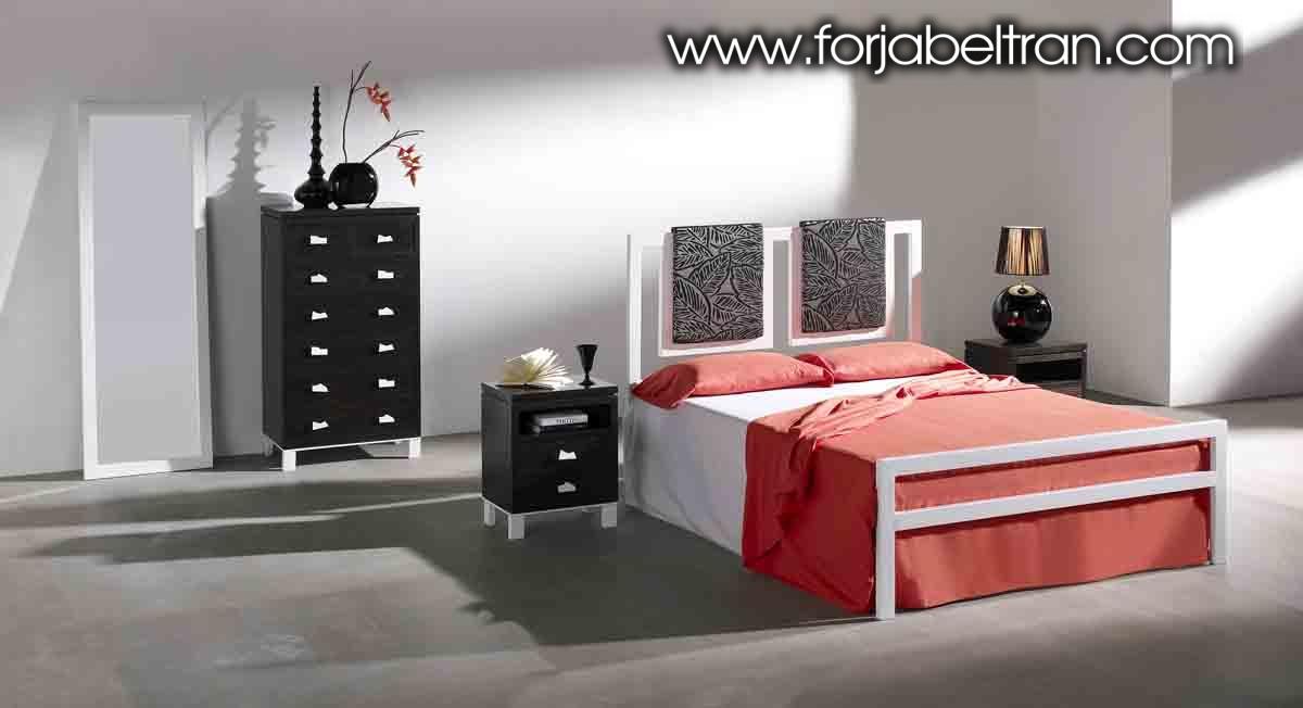 Foto Cabecero o cama de forja colección ARABIGO