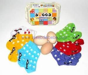 Foto calcetines huevos.