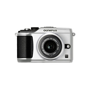 Foto Camara digital olympus ep-l2 plata 12mp kit 14-150mm + 2ª bateria y s