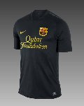 Foto Camiseta 2ª equipación FC Barcelona: orgullo del equipo dentro y fuera