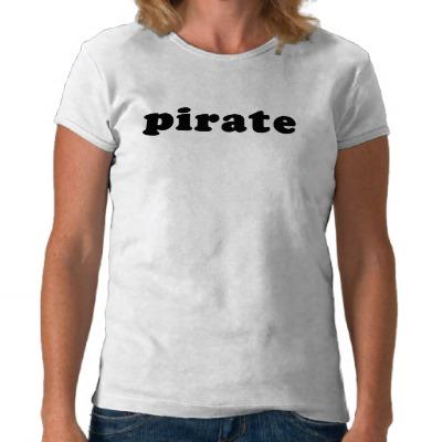 Foto Camiseta barata y genérica del PIRATA para Hallowe