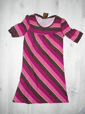 Foto camiseta de bershka---- tengo mas de 400 articulos, paga 1 envio