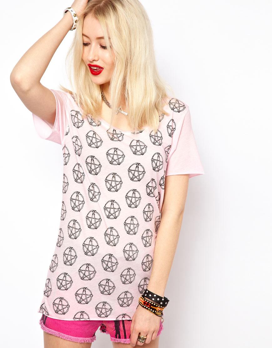 Foto Camiseta estampada de Voodoo Girl Rosa