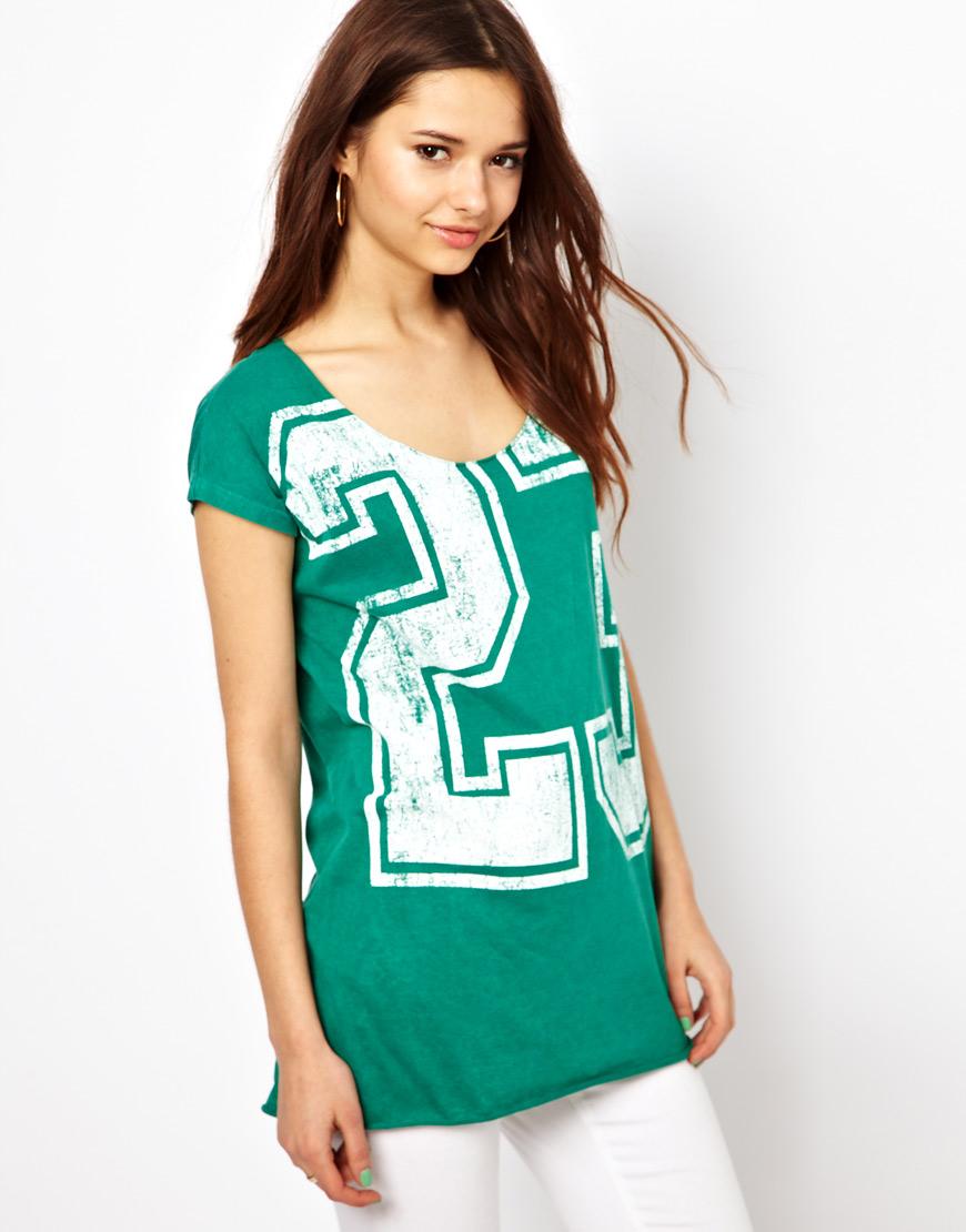 Foto Camiseta extragrande 23 de River Island Estampado verde