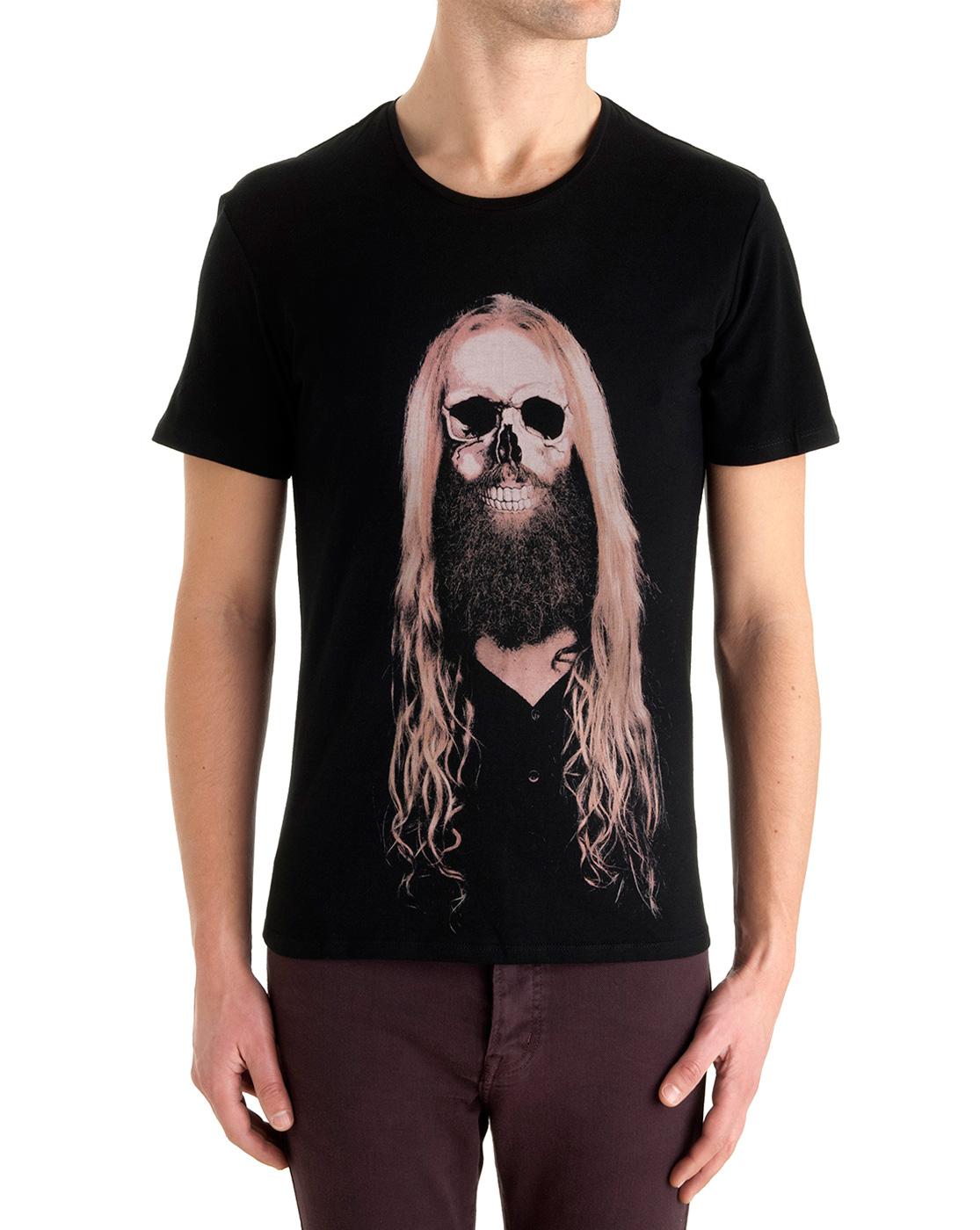 Foto Camiseta negra de manga corta hippie