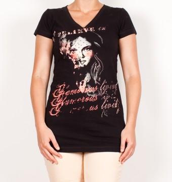 Foto camiseta negra ichi print