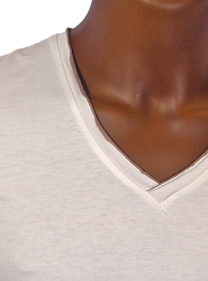 Foto Camiseta para hombre con mangas cortas y cuello en v - en las tallas